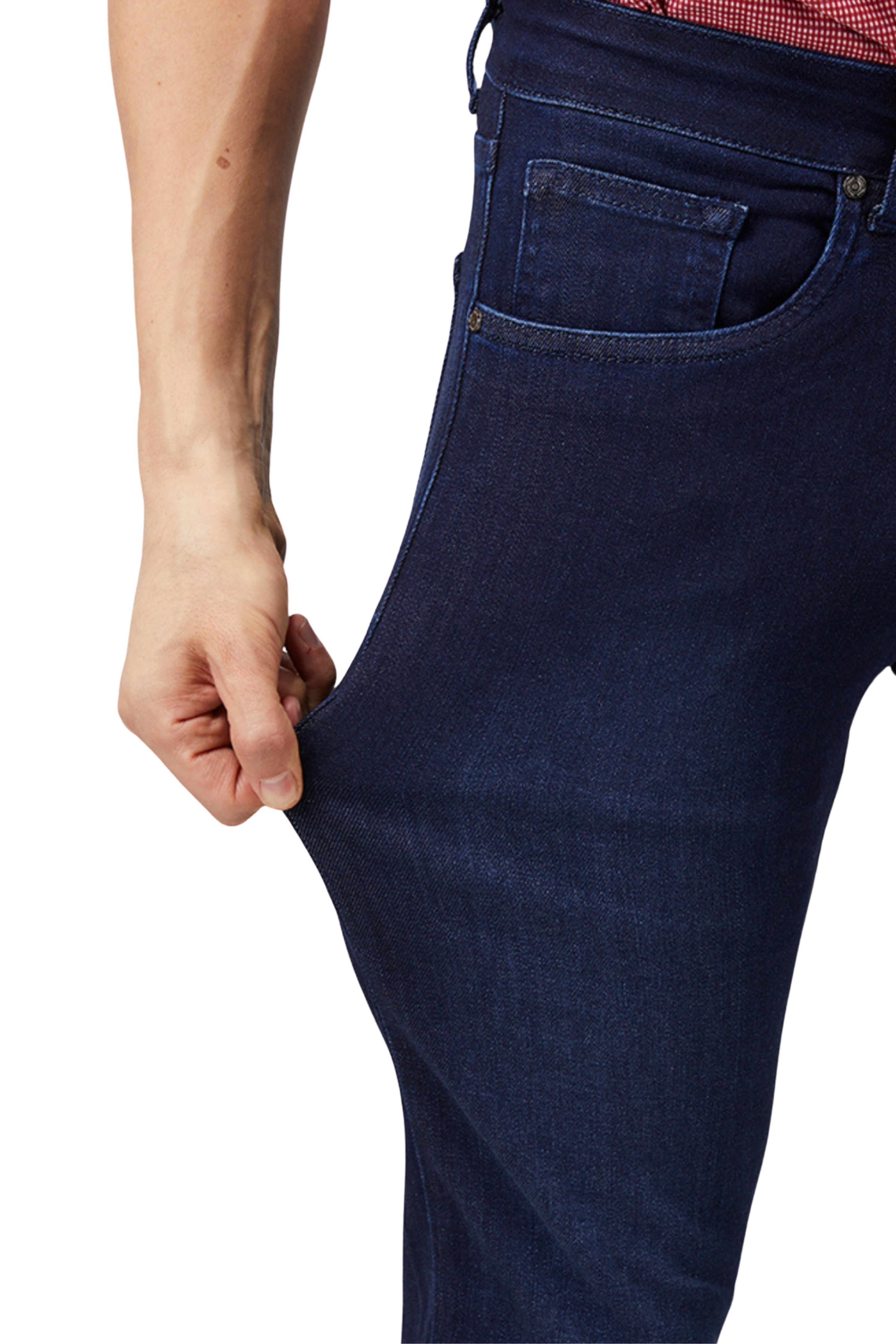 Signature Jean in Denim Blue Blue / L34 / W33