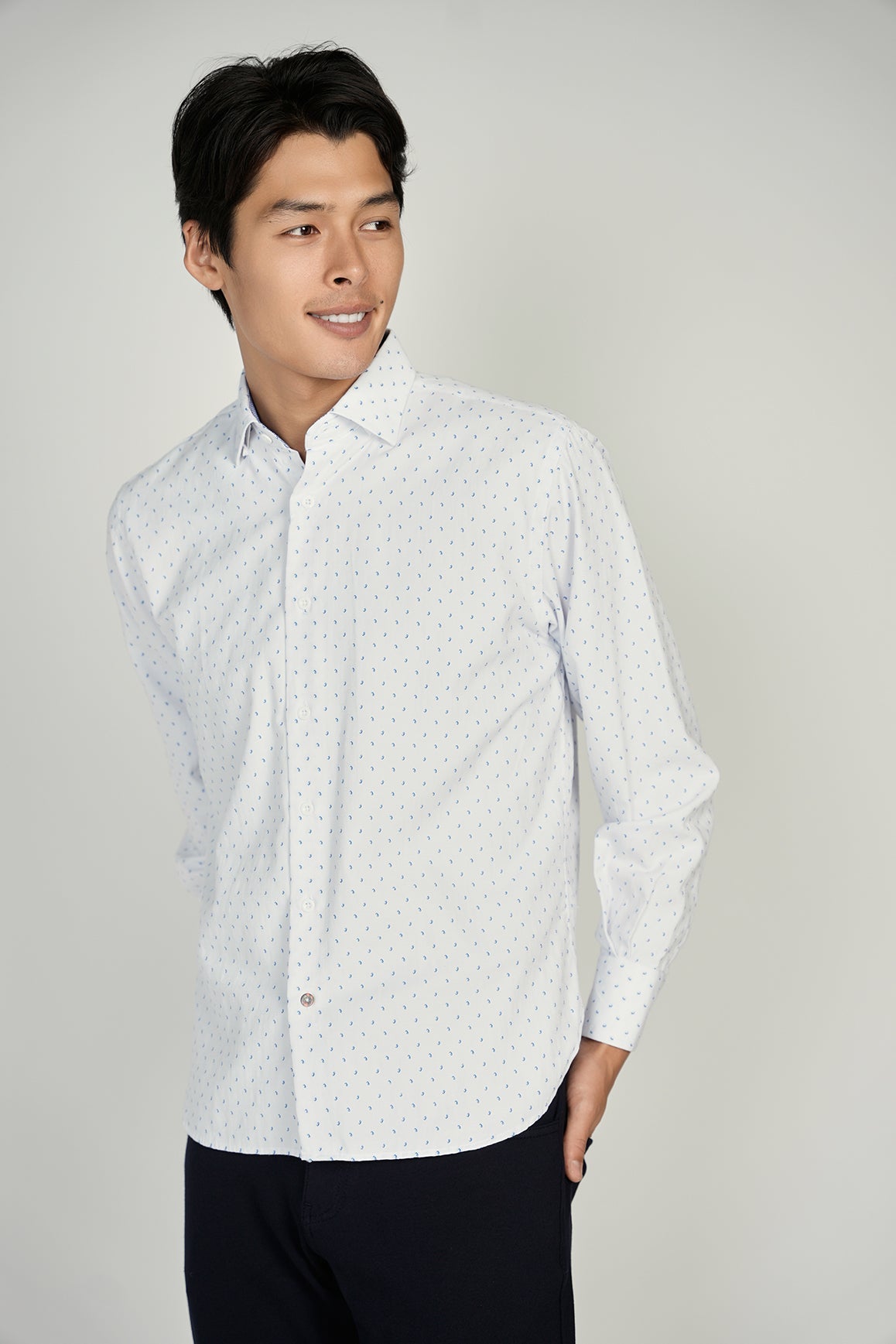 Everyday White Blue Paisley Shirt