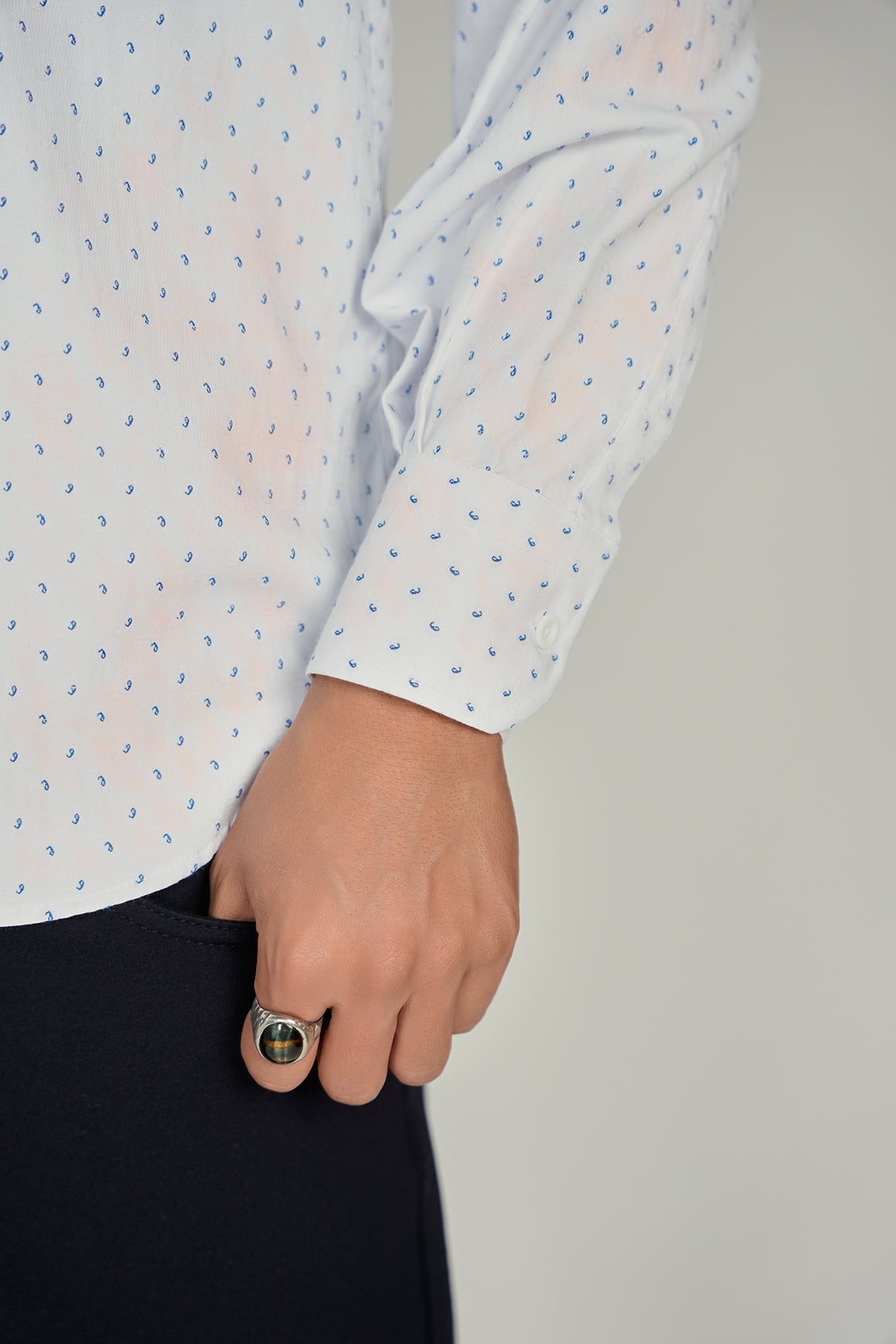 Everyday White Blue Paisley Shirt