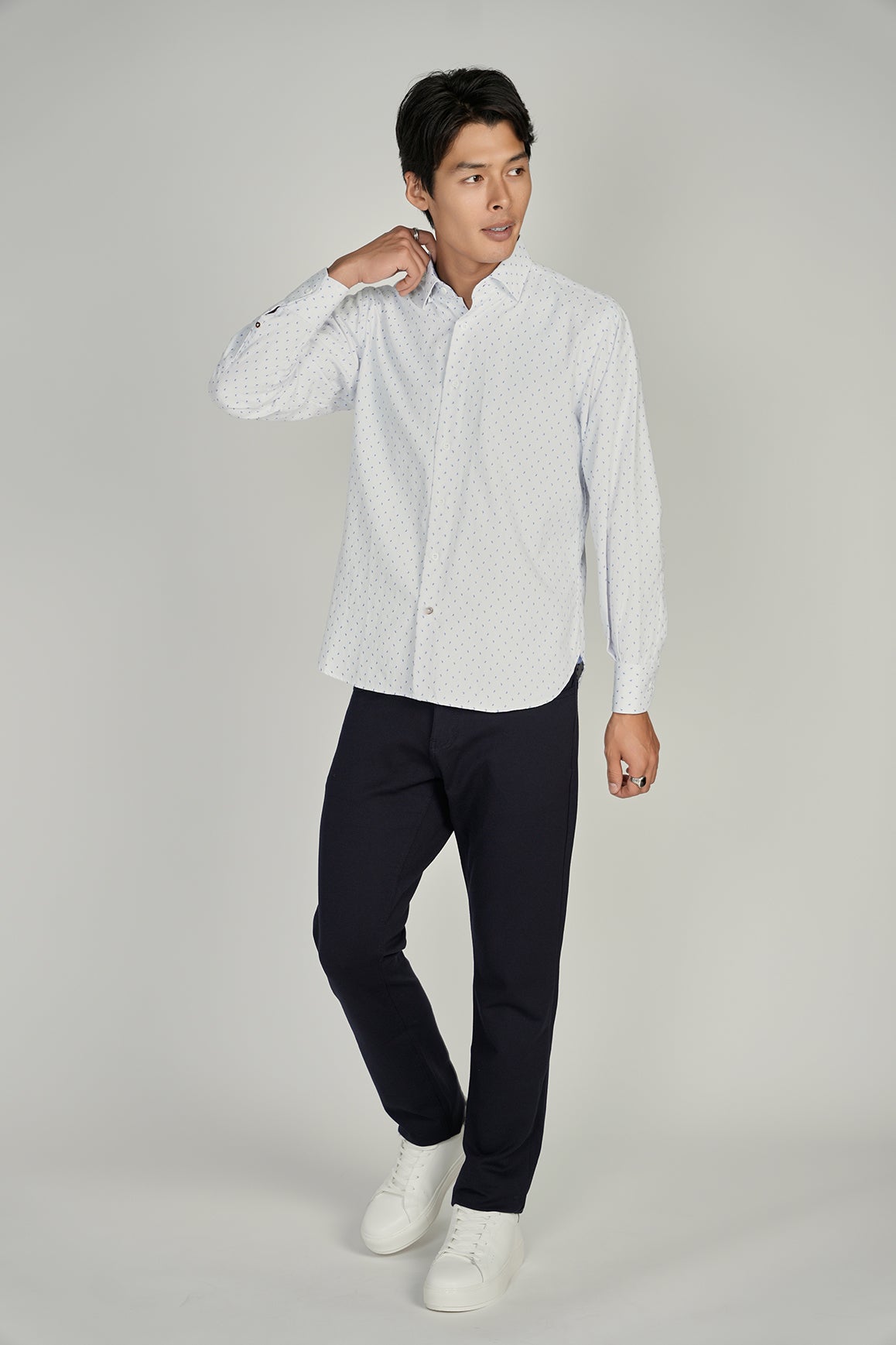 Everyday White Blue Paisley Shirt