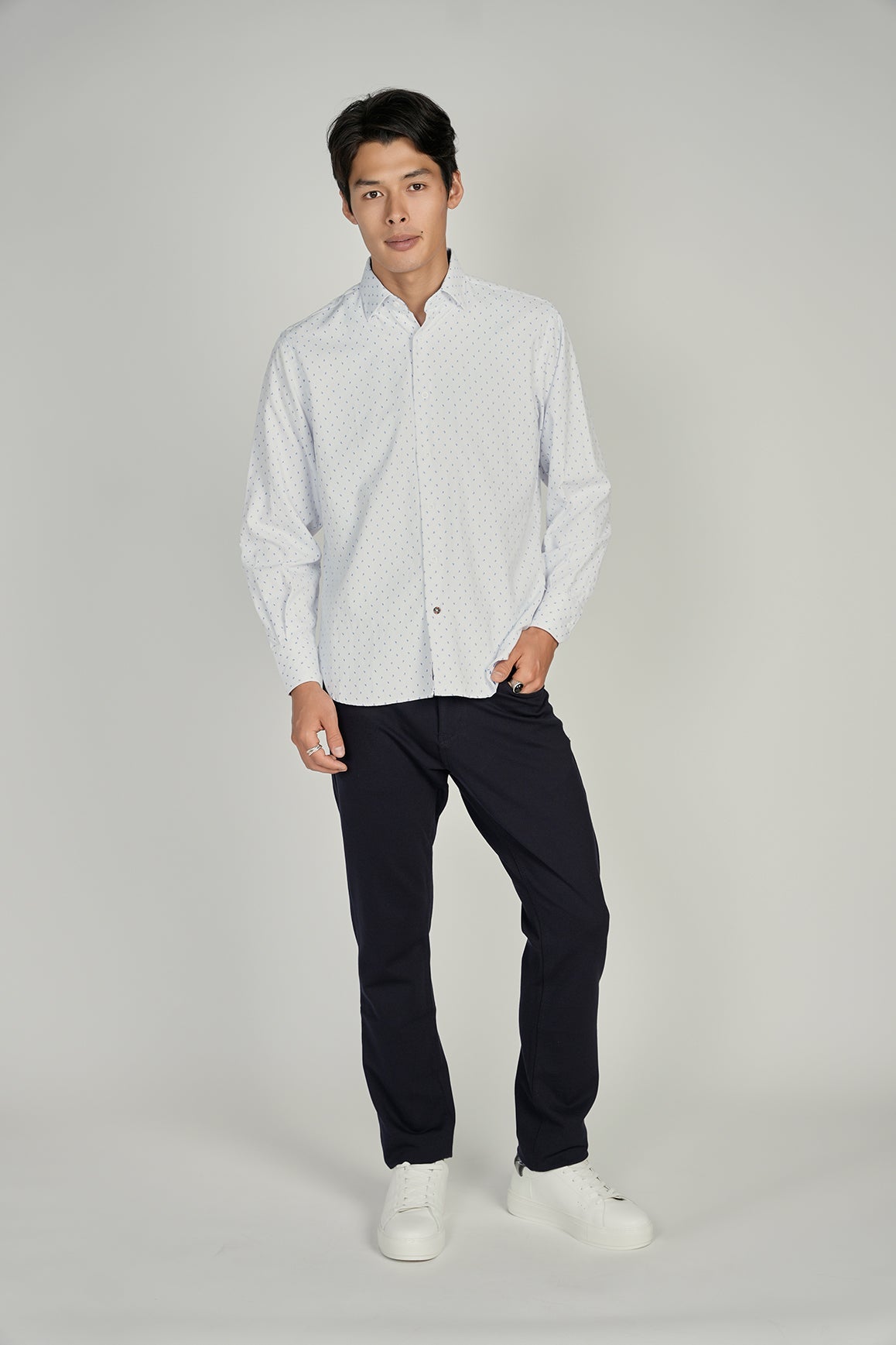 Everyday White Blue Paisley Shirt