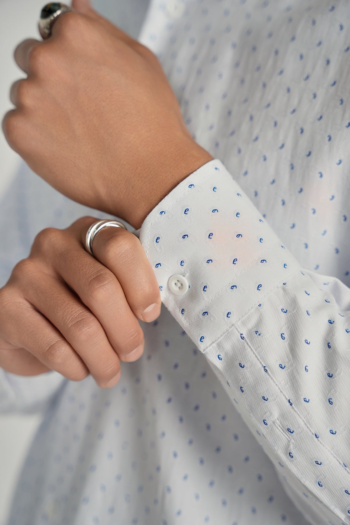 Everyday White Blue Paisley Shirt