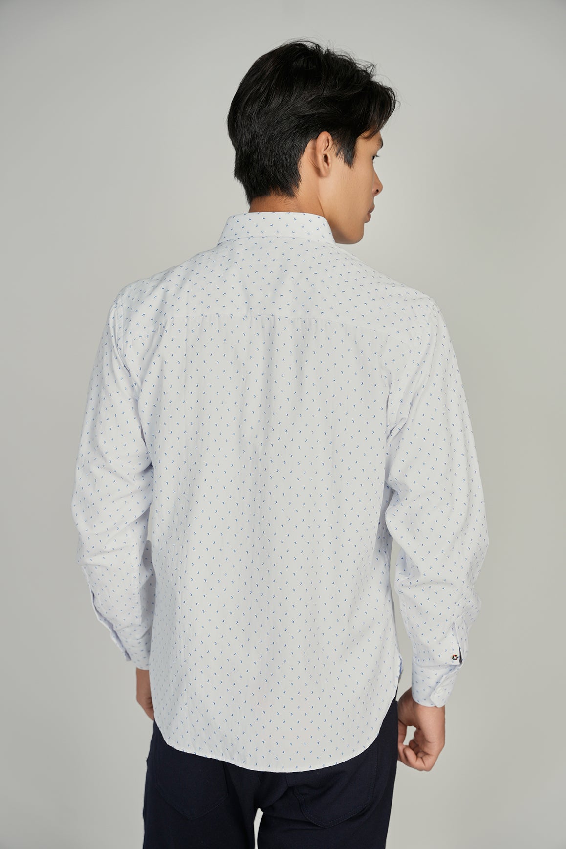 Everyday White Blue Paisley Shirt