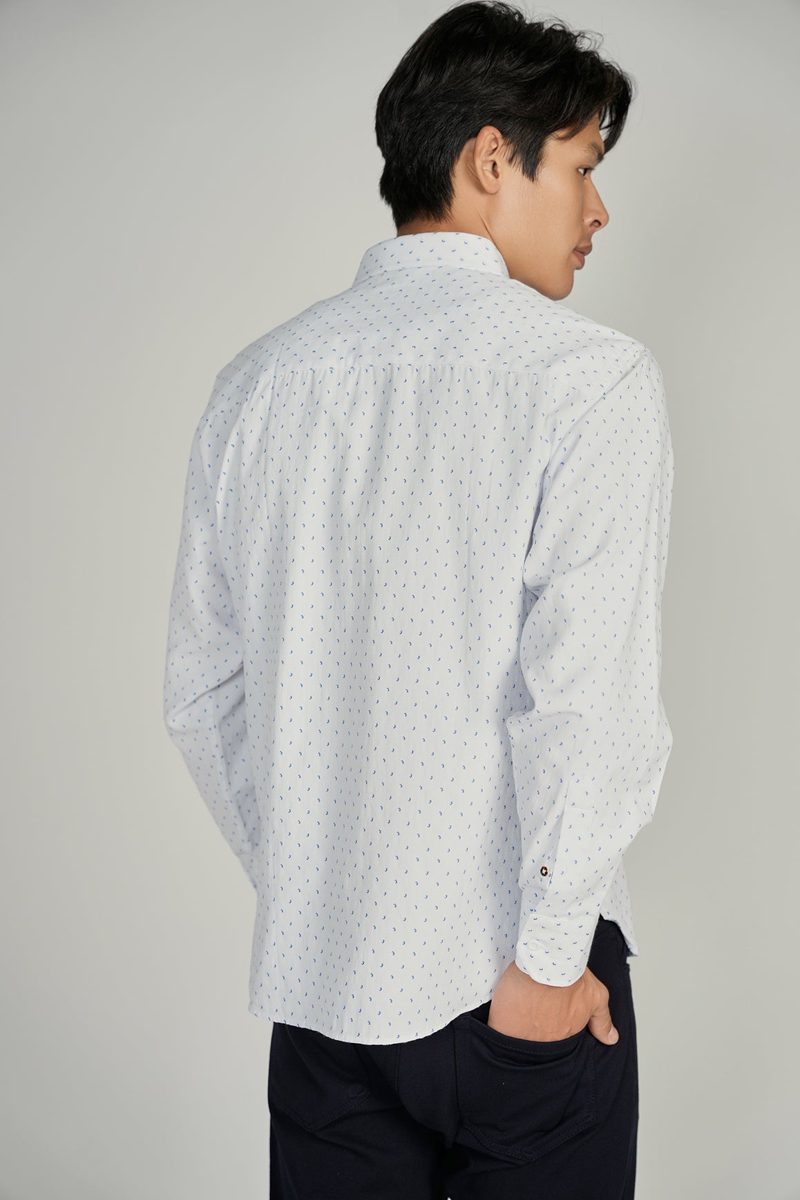 Everyday White Blue Paisley Shirt