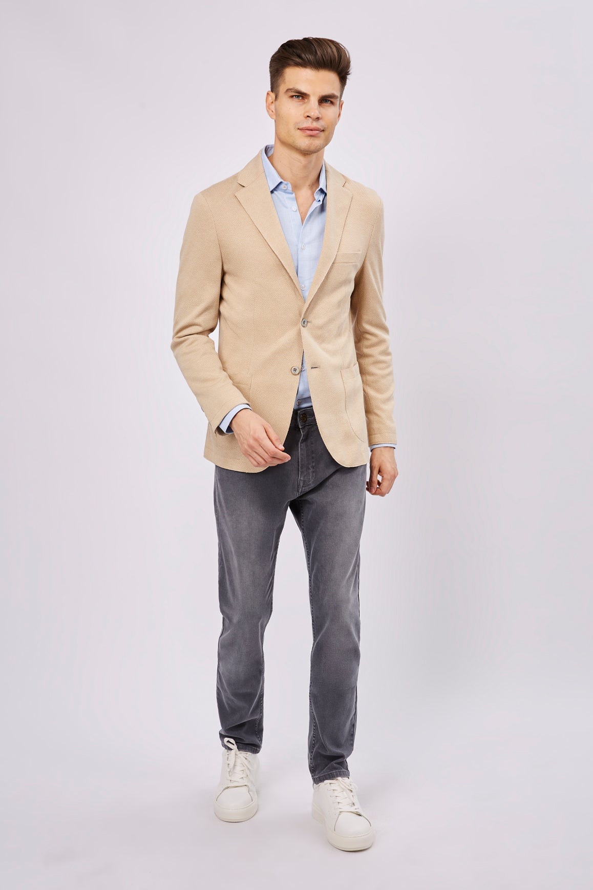 Leo Beige and Ecru Knit Sportcoat