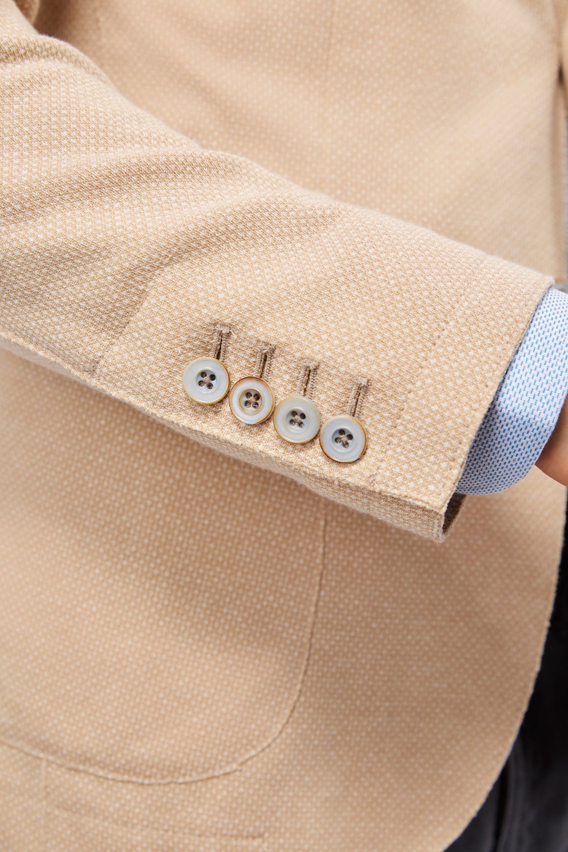 Leo Beige and Ecru Knit Sportcoat